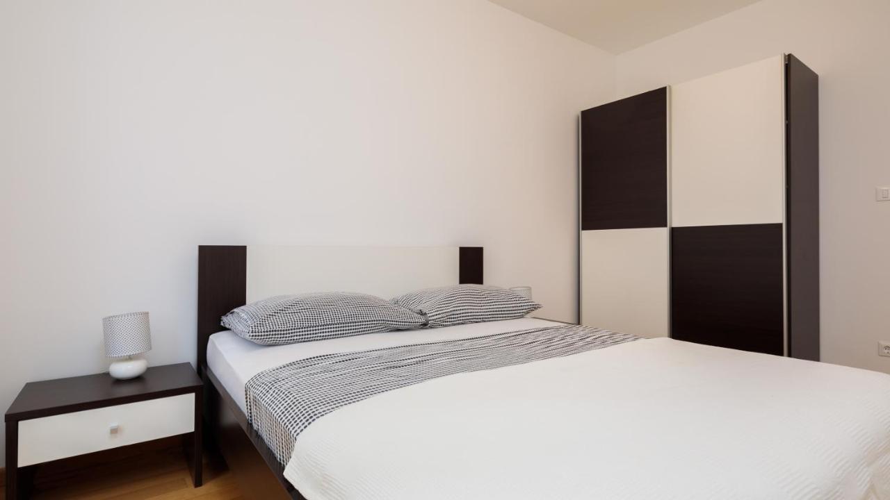 Arijana Apartman Free Private Garage Split Extérieur photo