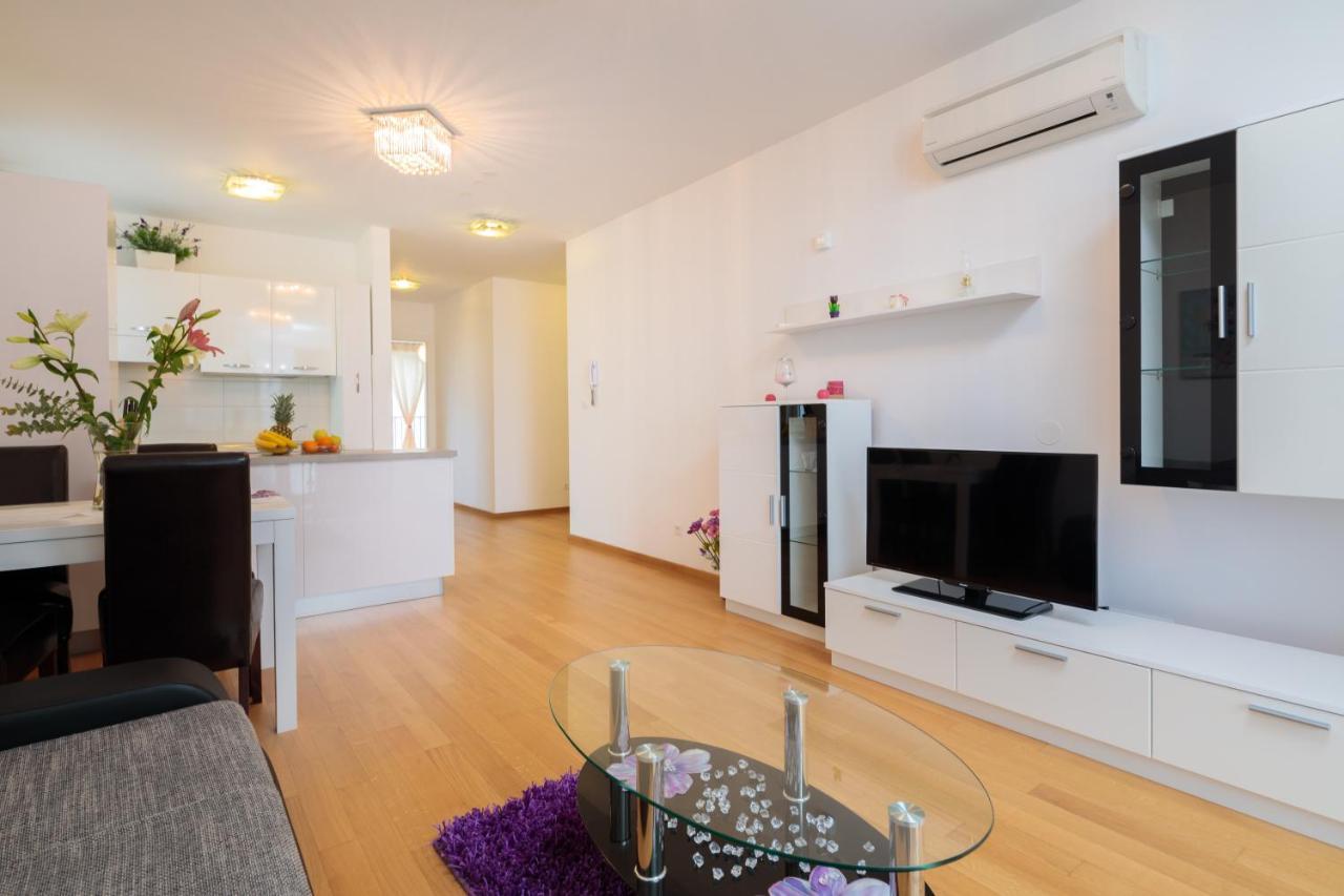Arijana Apartman Free Private Garage Split Extérieur photo